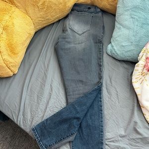 Kensie Jeans size 10. Block color
